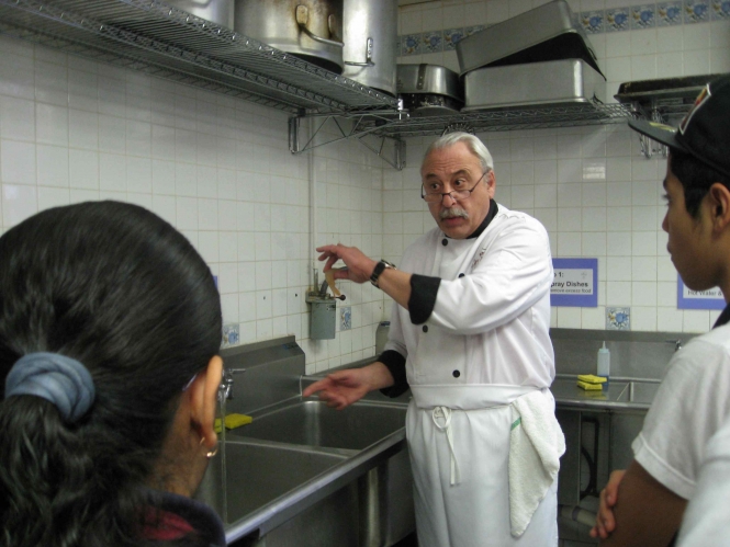 Chef Robert Barolin teaches how to clean and prep shrimp
